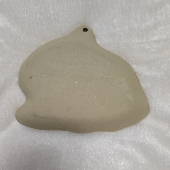 Paper Bag Rabbit Cookie Mold 1983. - Picture 2 of 4